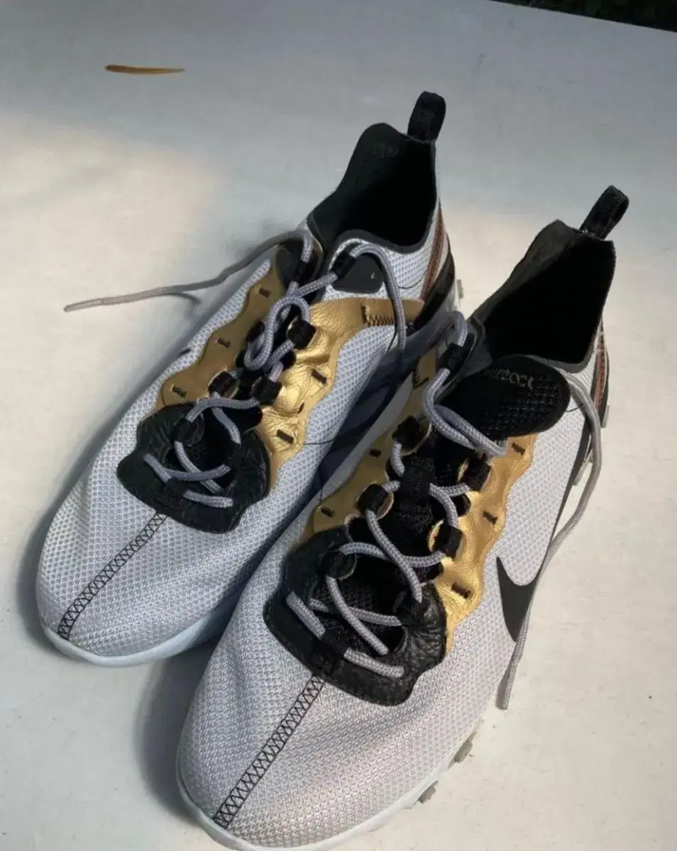 Nike React Element 55 'Gold Ranger' Pure Platinum 255