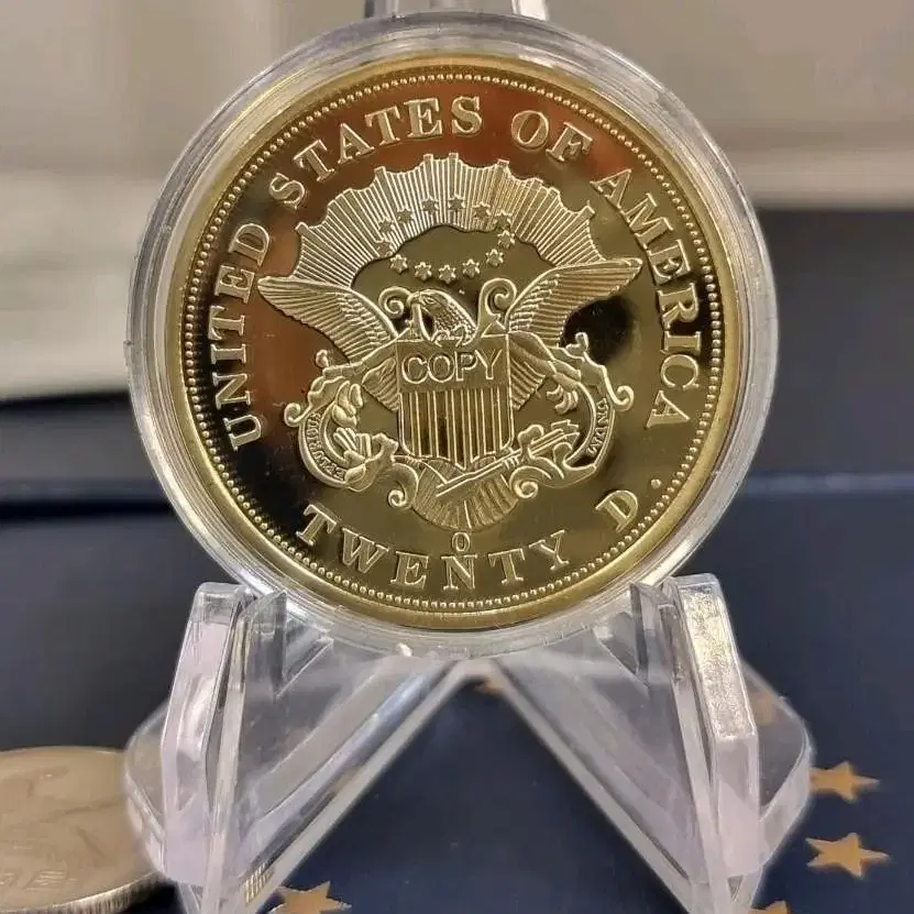 S0632 Histoical Gold Eagle Replicas.