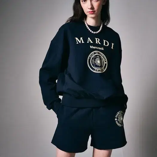 마르디메크르디 SWEATSHIRT UNIV_NAVY IVORY