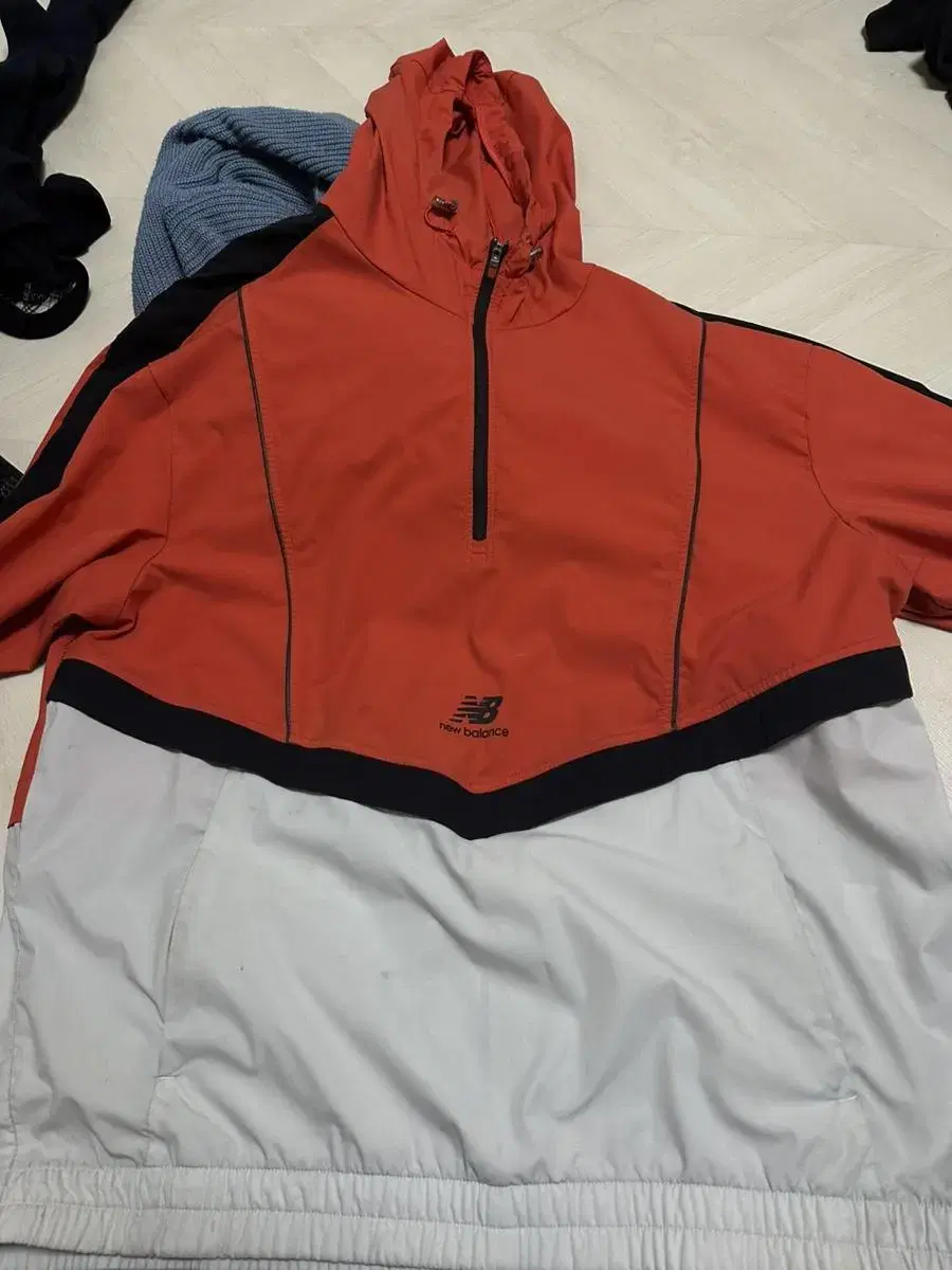 New Balance uni Active run anorak windbreaker