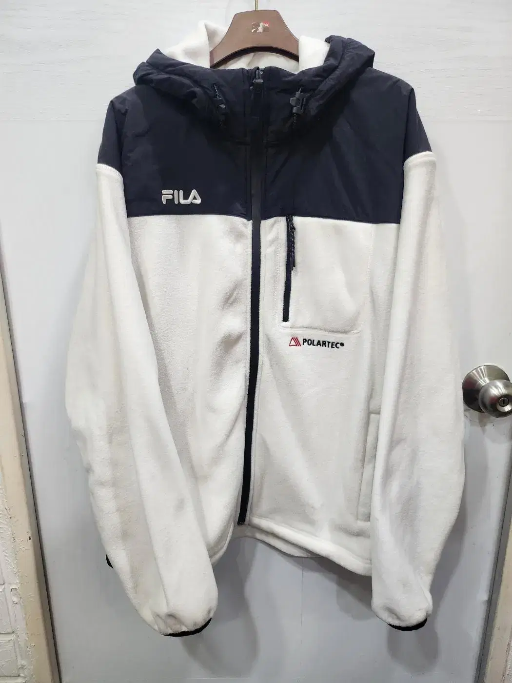 90,S )) FILA 휠라 후리스! 상태좋고! 디자인 깔끔해요~~