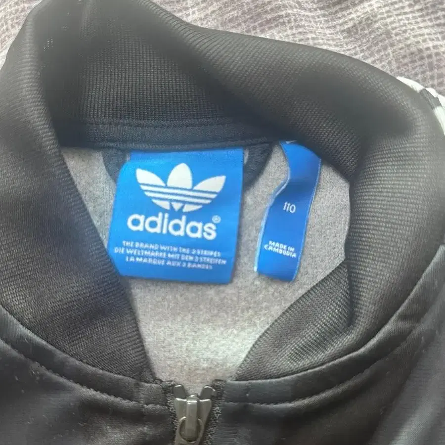 110) adidas 사커 블랙 트랙탑