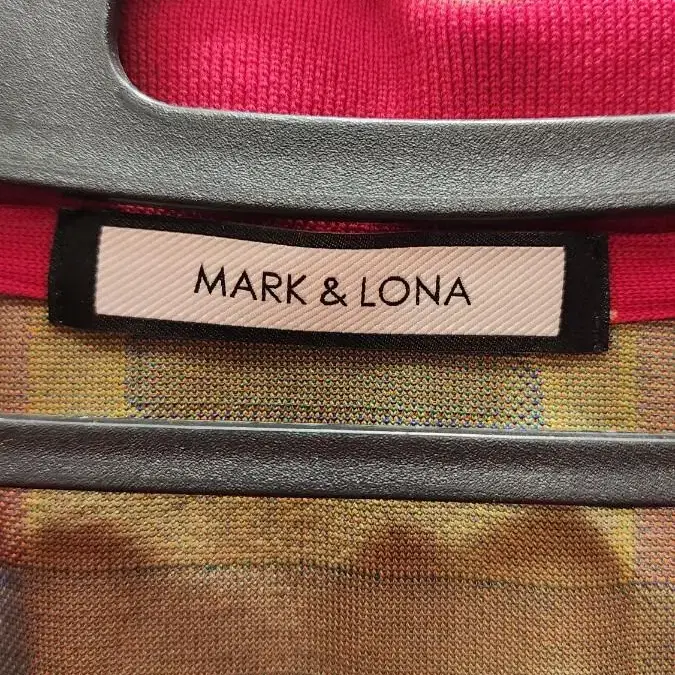 MARK&LONA마크앤로나 반팔티