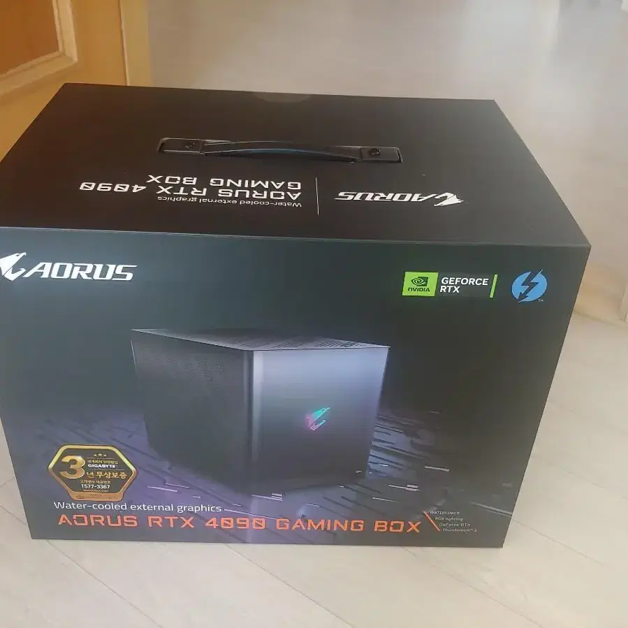 기가바이트 AROUS RTC 4090 Gaming Box