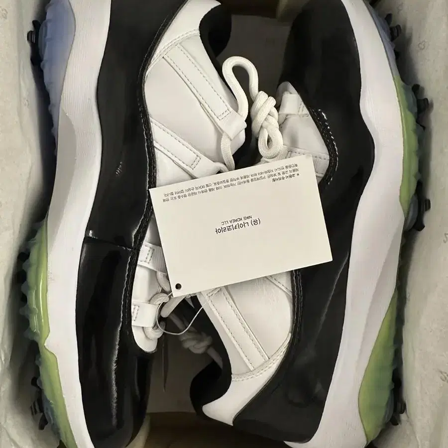 조던 한정판 골프화 JORDAN XI GOLF 265size