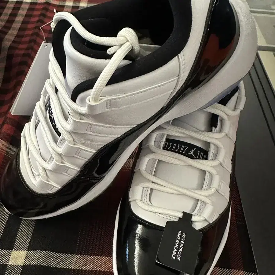 조던 한정판 골프화 JORDAN XI GOLF 265size