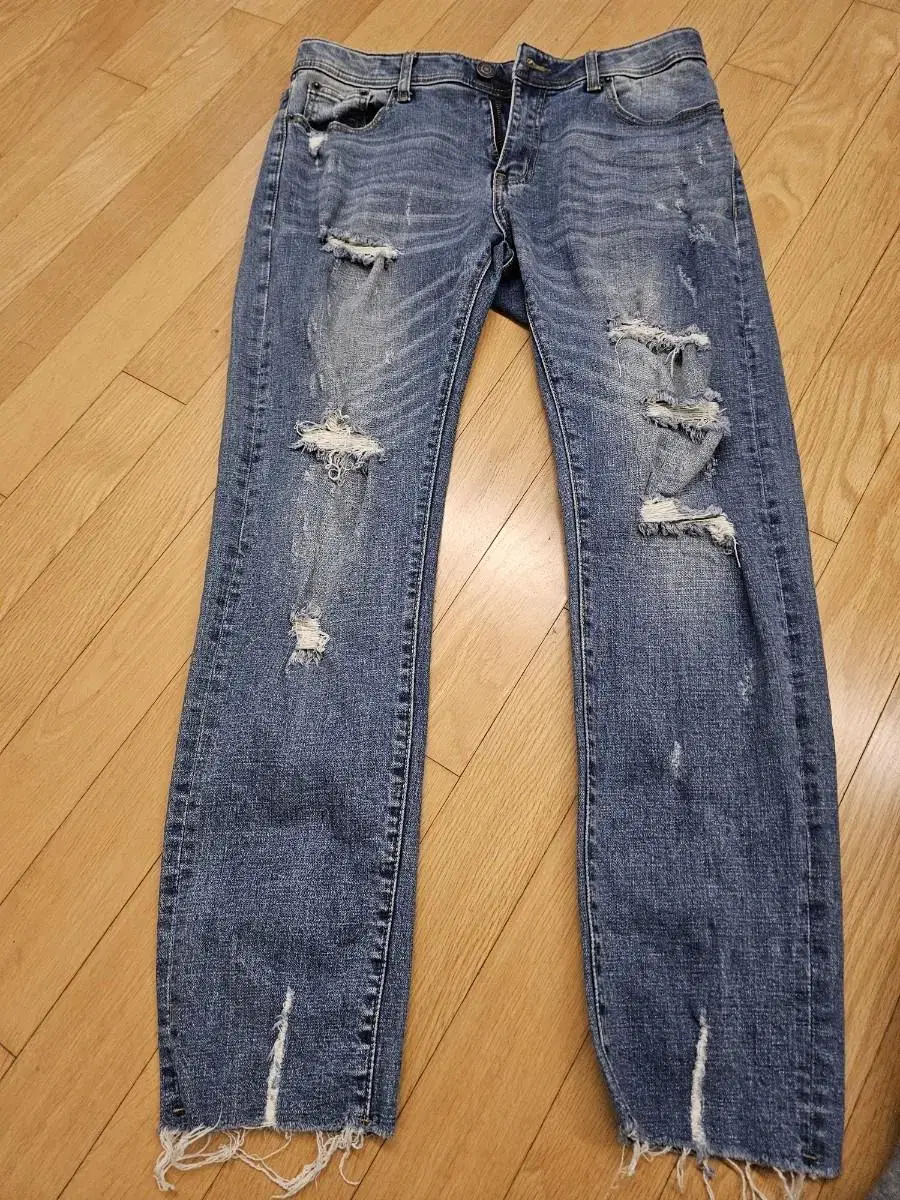 College jeans