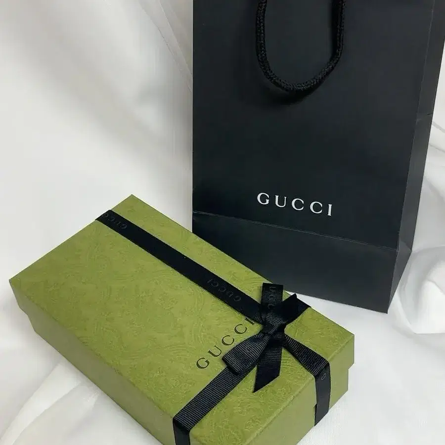 구찌 체인 월렛 Gucci 100 chain wallet 676305