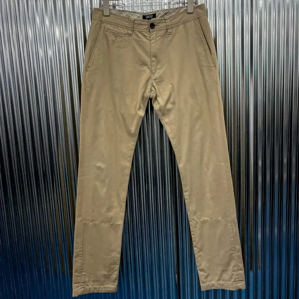 Burberry Chino Pants (Domestic 30) R890