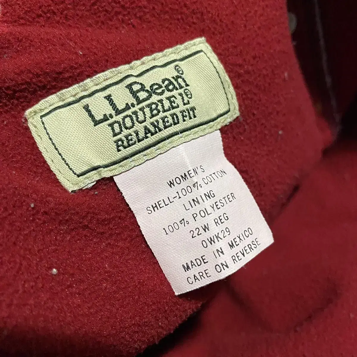 L.L. Bean Dbl. Rlxd. Fit Pants Sz. W22