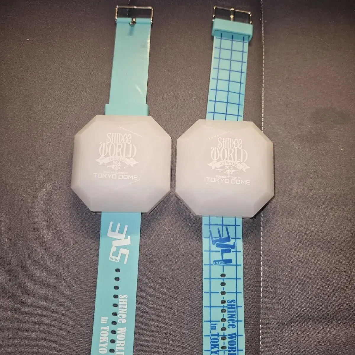 Shinee Dome Bracelet Glowsticks