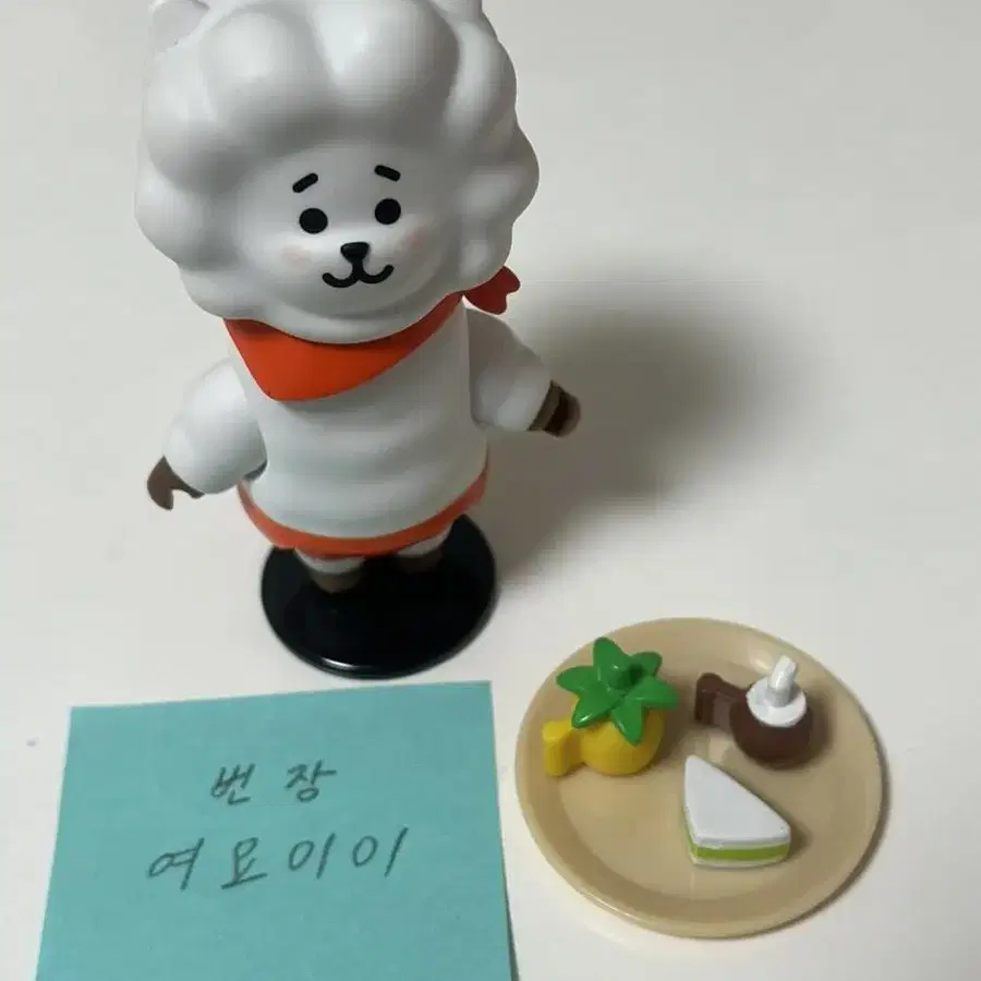 BT21 피규어 알제이 rj