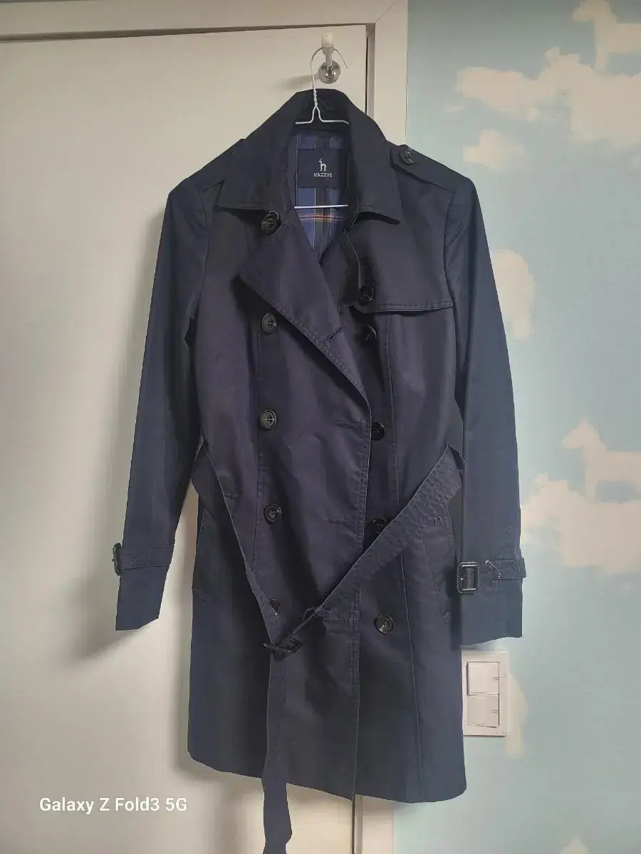 Hedges Women's Trench Coat / Size M