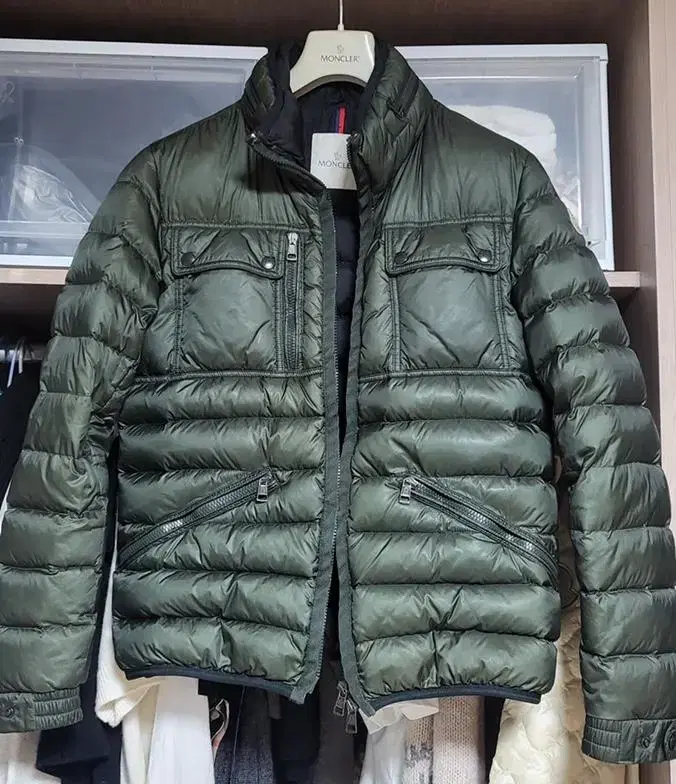 Moncler Men's Padding sells