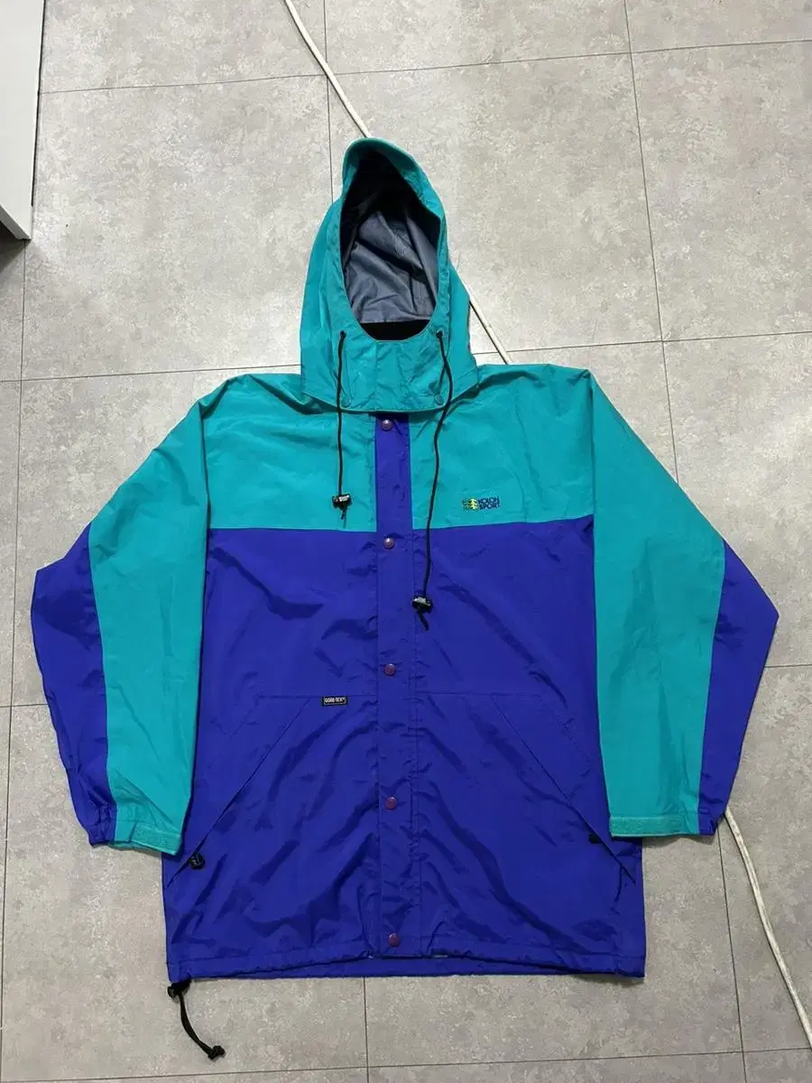 90s Kohl's Old School Gore-Tex [A] Windbreaker Jacket