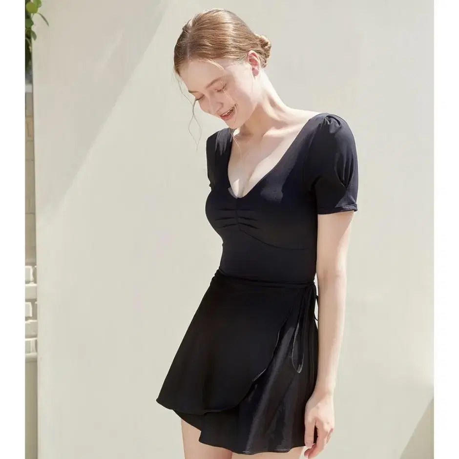 벨로디네라 Daisy swim skirts Black