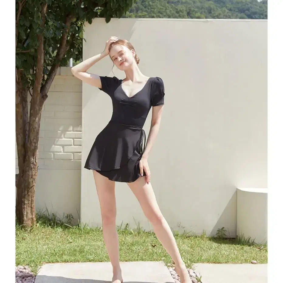 벨로디네라 Daisy swim skirts Black