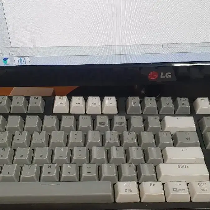 앱코 HACKER K8900 기계식 키보드 청축