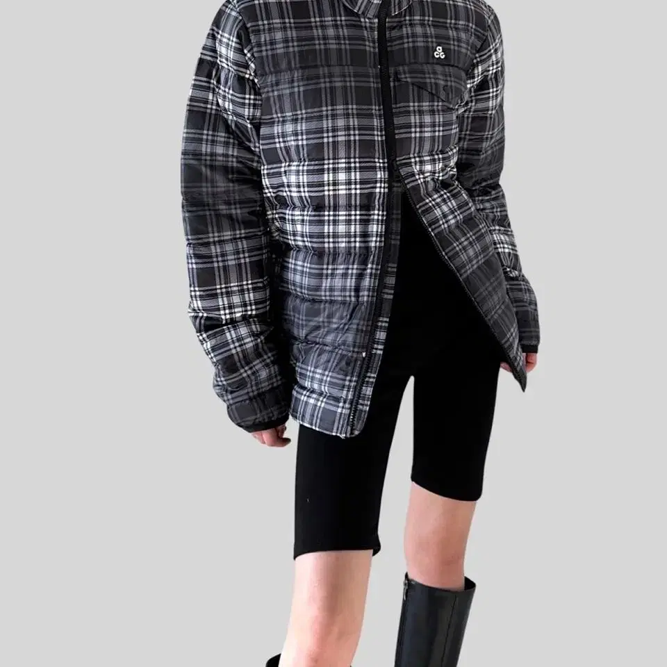 < (NIKE ACG)black checker goose down jum