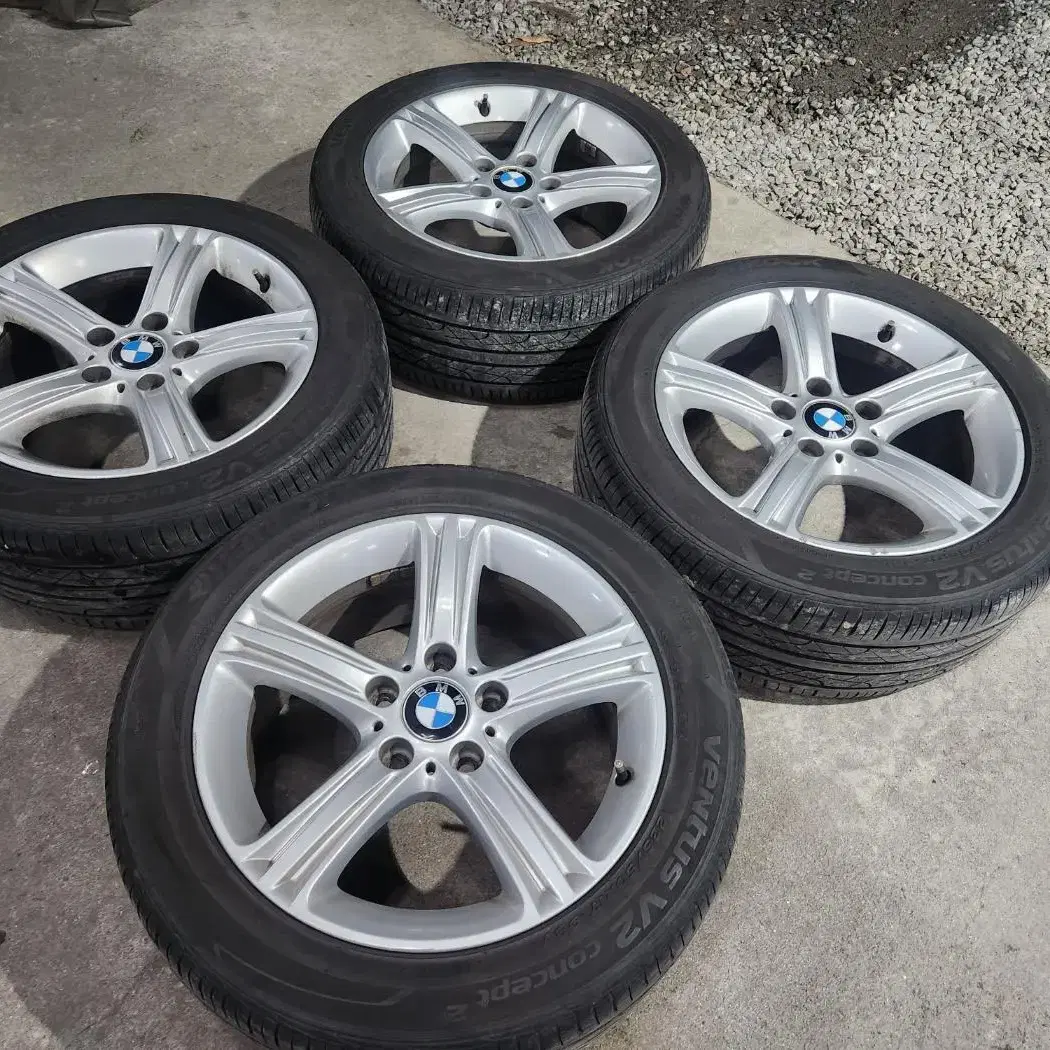 17인치 BMW 네비팩 순정휠타이어 한대분 판매합니다