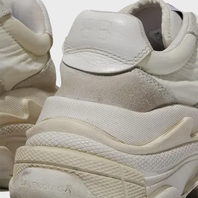 BALENCIAGA TRIPLE S SNEAKERS 265