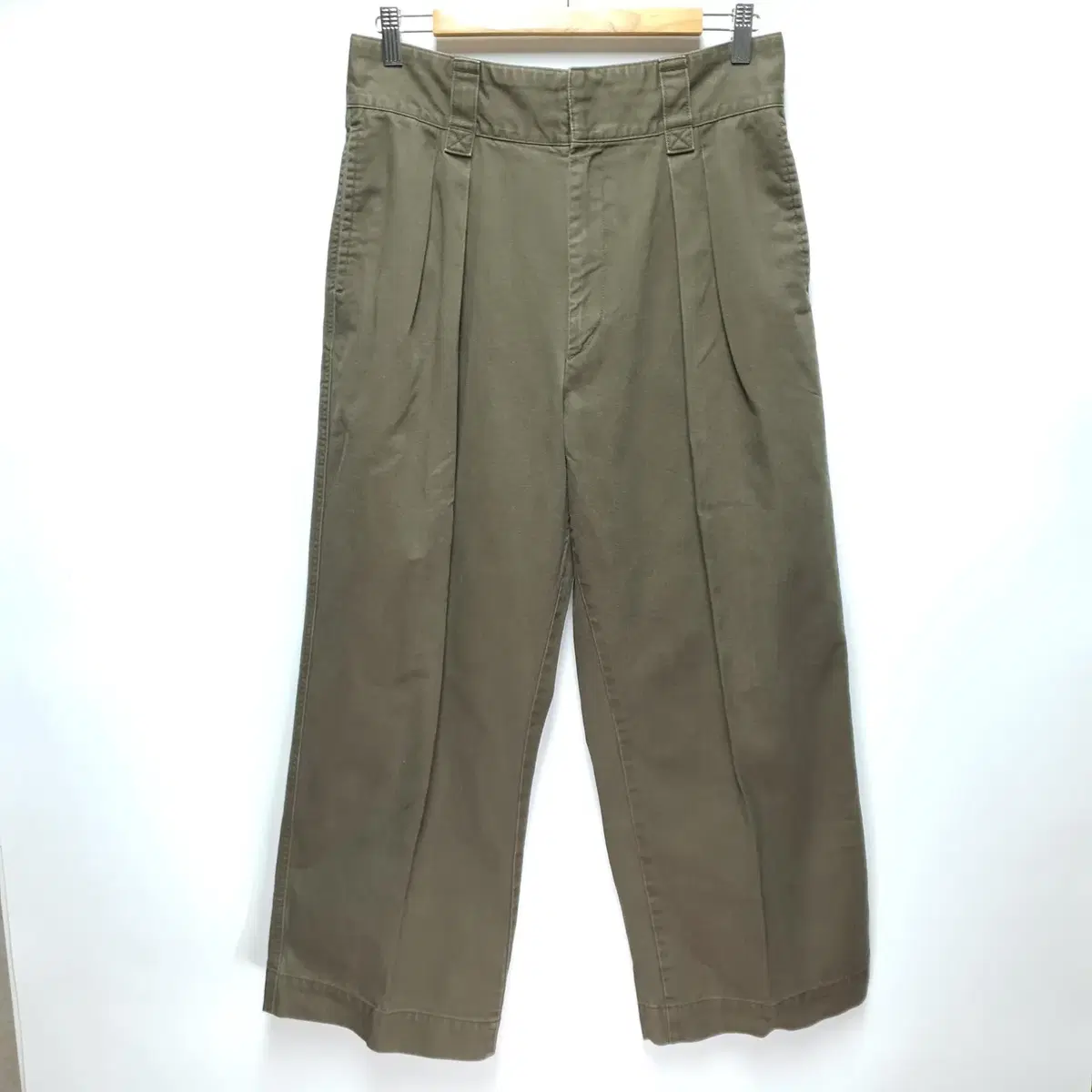 UNIQLO Two-Tuck Cotton Trousers 73_H635