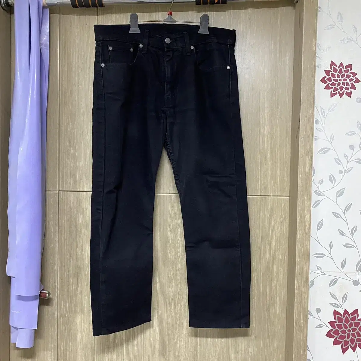 Levi's 502 Black Jin size 32