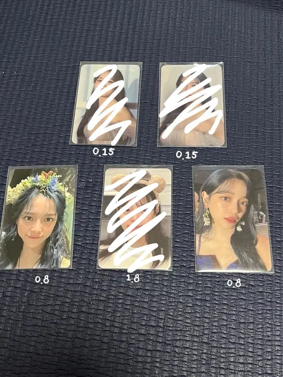 Kim Sejeong photocard sells