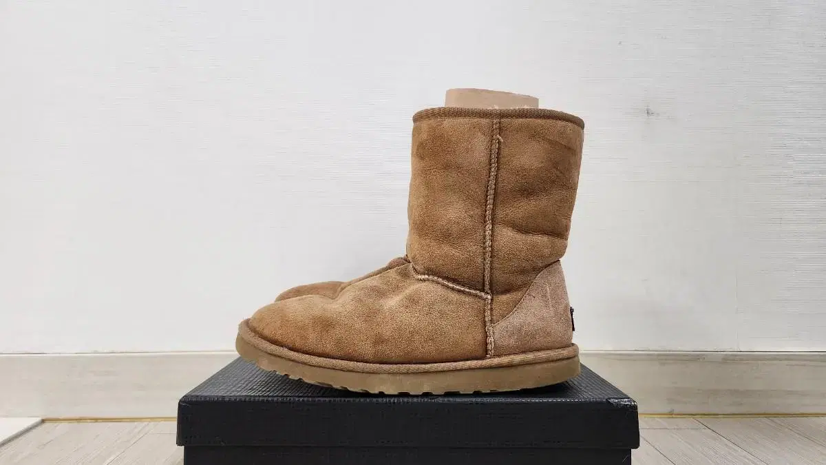 [250] 어그 UGG 어그부츠 톨 체스트넛 우먼스250