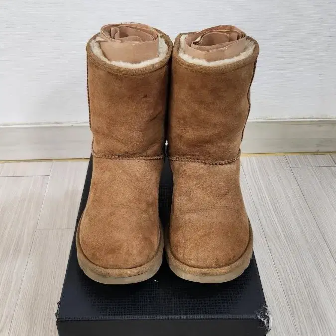 [240] 어그 UGG 어그부츠 톨 체스트넛 우먼스240