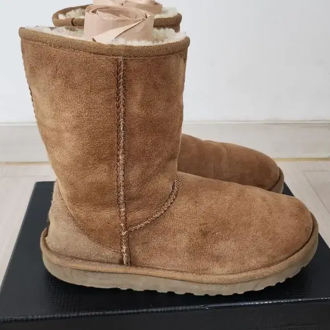 [240] 어그 UGG 어그부츠 톨 체스트넛 우먼스240