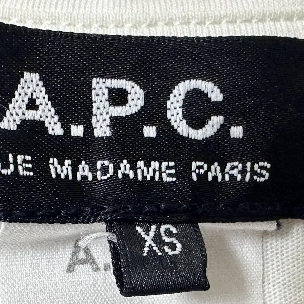 A.P.C 아페쎄 줄무늬 라운드 반팔 티셔츠 (XS)