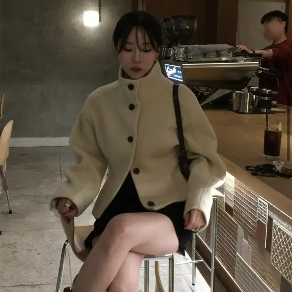 레이브 하이넥 숏코트 High Neck Short Coat in Ecru