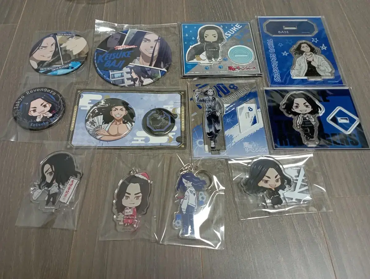 Tokyo Revengers Bajime Keisuke Goods in Bulk (12pcs)