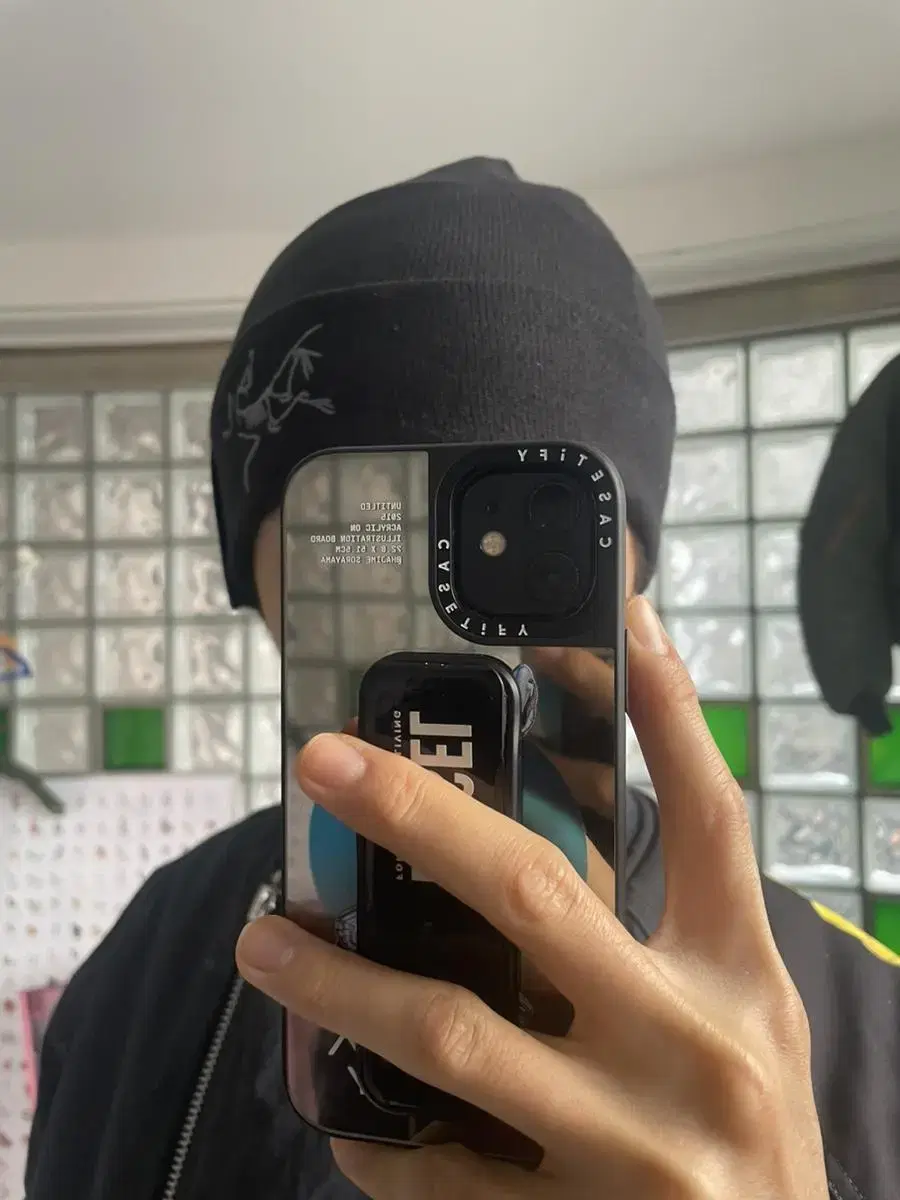 아크테릭스 emboidered bird toque 버드 토크 비니