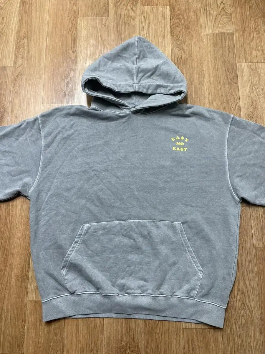 Vintage-style hoodie (gray)