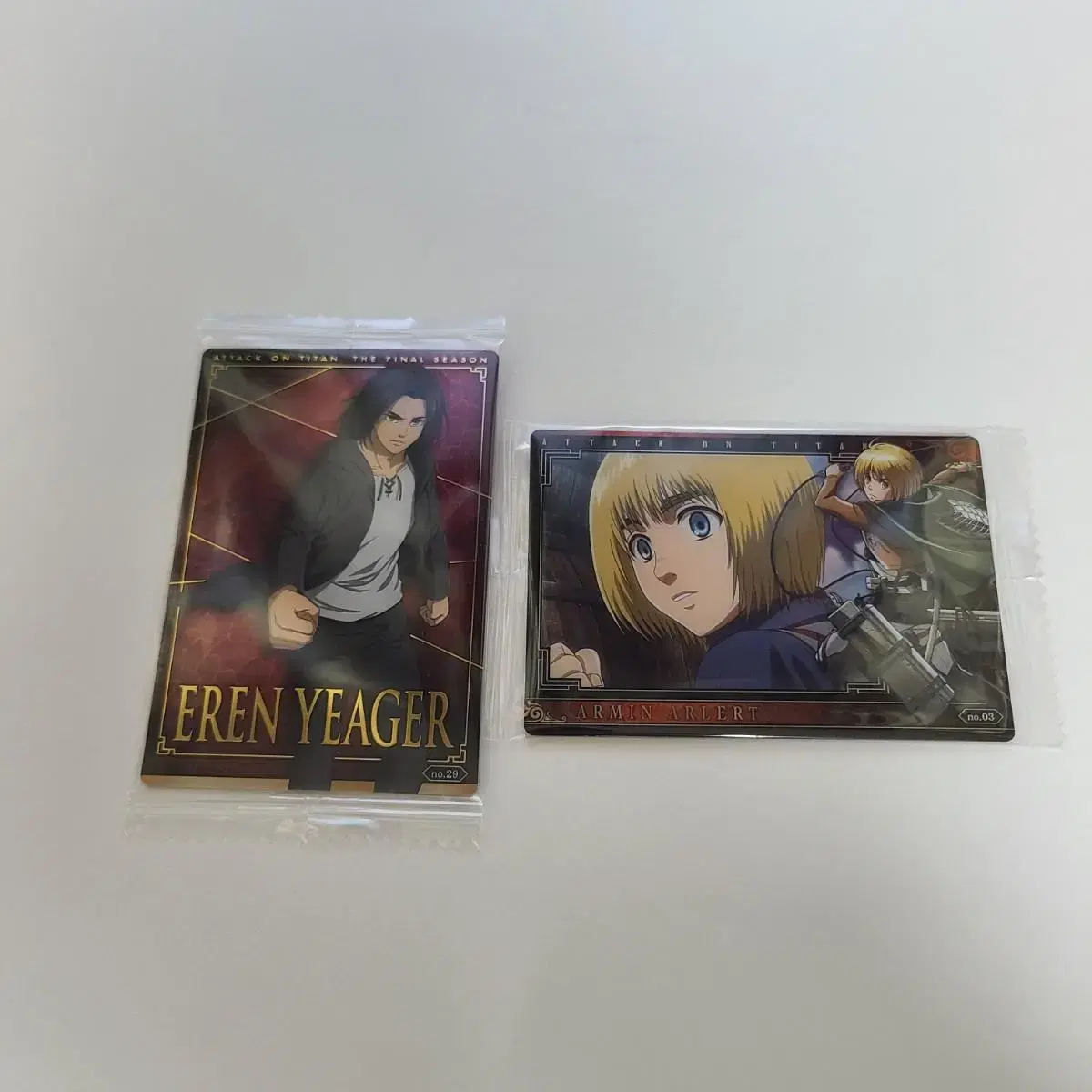 Eren Armin Wejas sealed kard of the giants of the advance