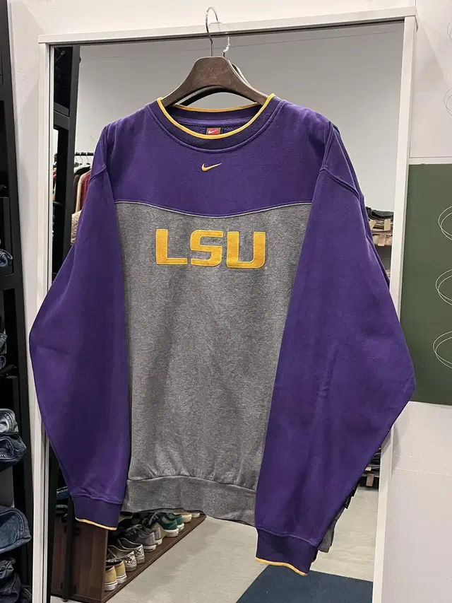 90-00s Nike 나이키 LSU 스웻셔츠