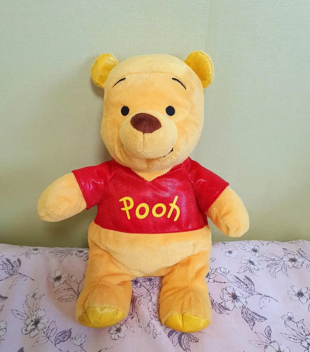 TY Winnie the Pooh doll Vintage Faerie Classic