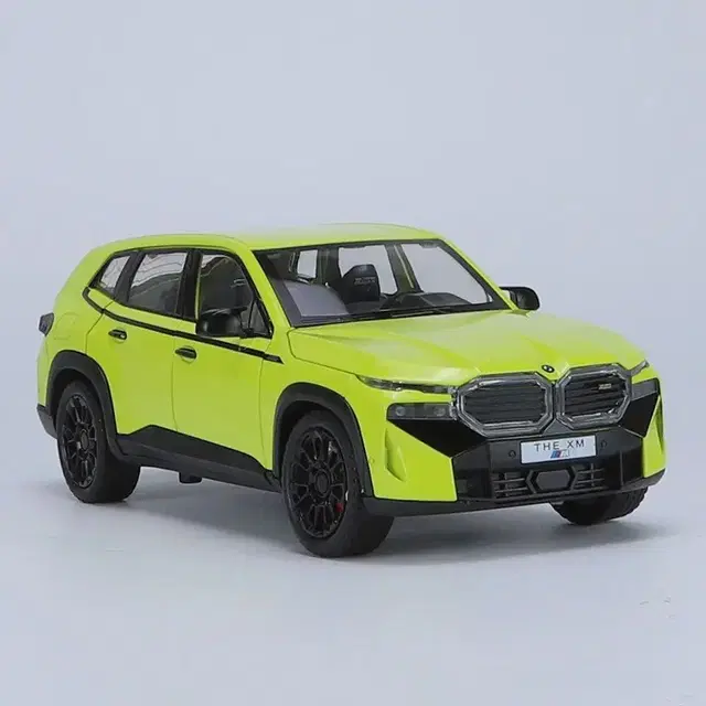 1:24사이즈 BMW XM SUV 다이캐스트 그린 미사용 새제품