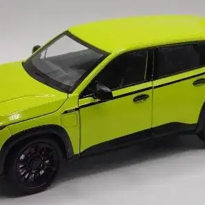 1:24사이즈 BMW XM SUV 다이캐스트 그린 미사용 새제품