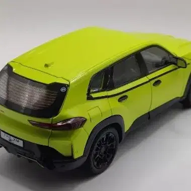 1:24사이즈 BMW XM SUV 다이캐스트 그린 미사용 새제품