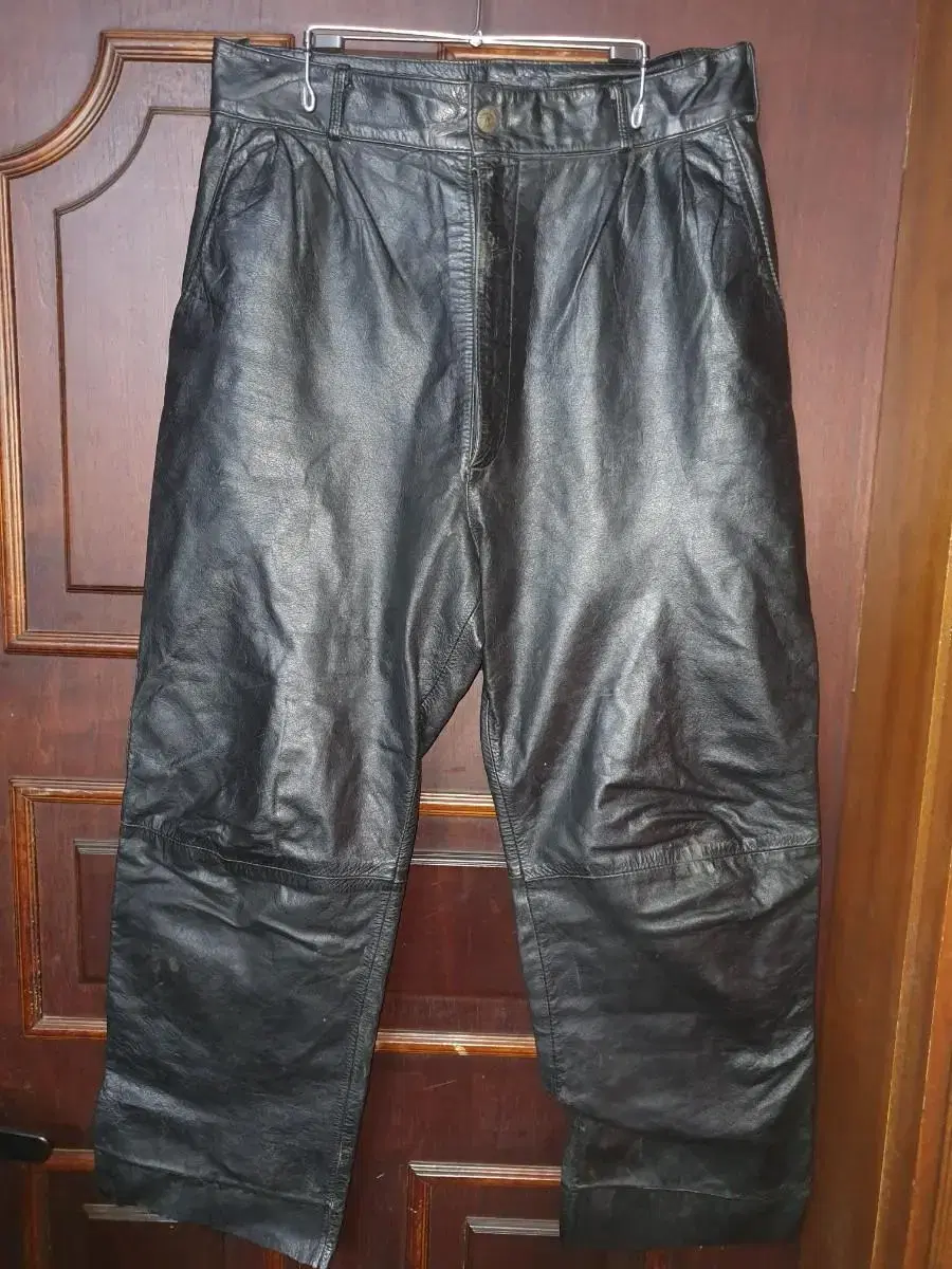 Leather pants trousers cowhide used vintage 30" long94.5 leather steamed leather