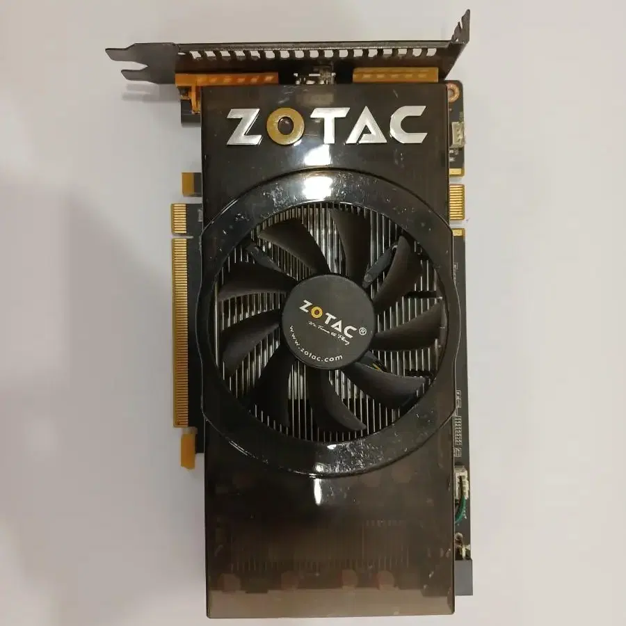 중고그래픽카드ZOTAC GTS250 512m