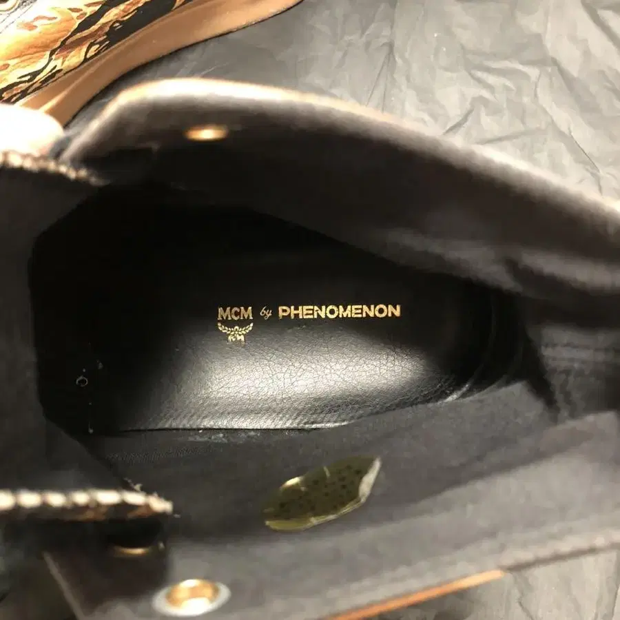 MCM X PHENOMENON (페노메논) 하이탑 270mm 판매