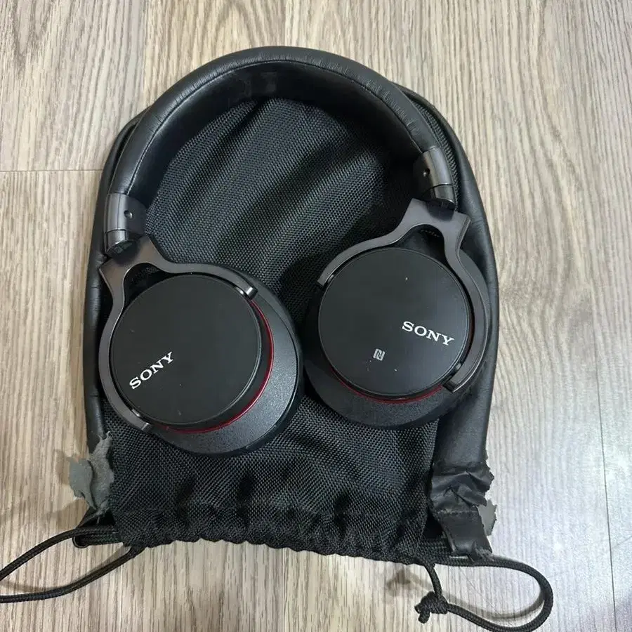 Sony mdr-1abt 헤드폰