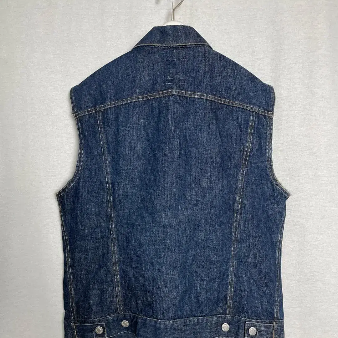 헬무트랭 / Sleeveless Denim Jacket / 48