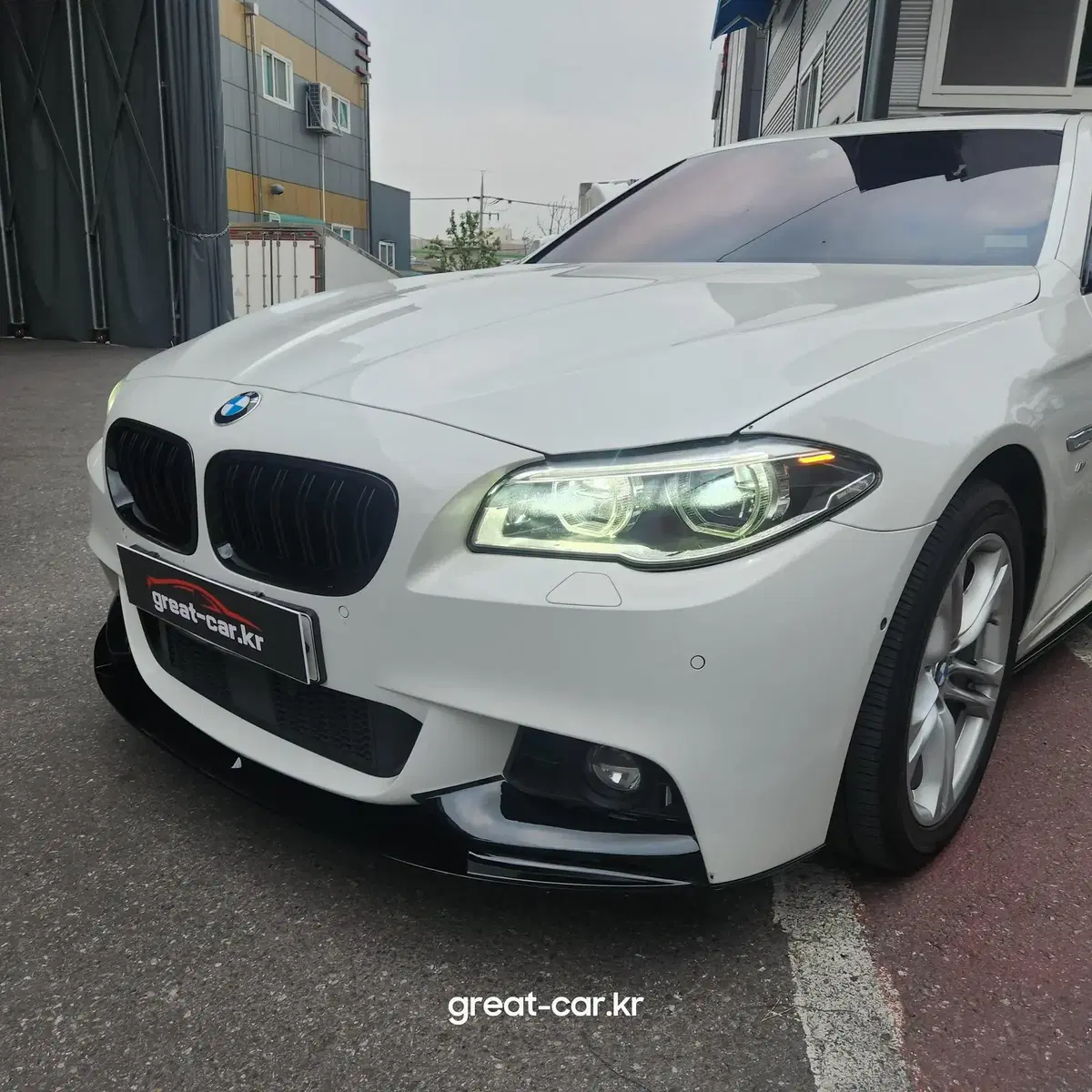 BMW F10프론트립 5시리즈 퍼포먼스 전용 유광블랙