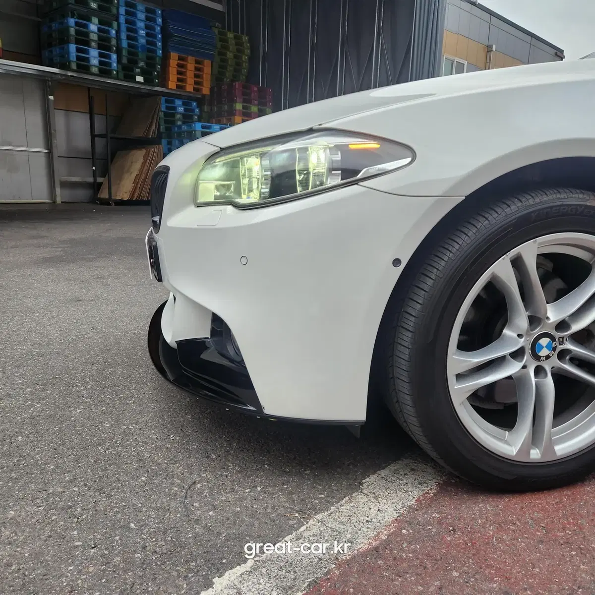 BMW F10프론트립 5시리즈 퍼포먼스 전용 유광블랙