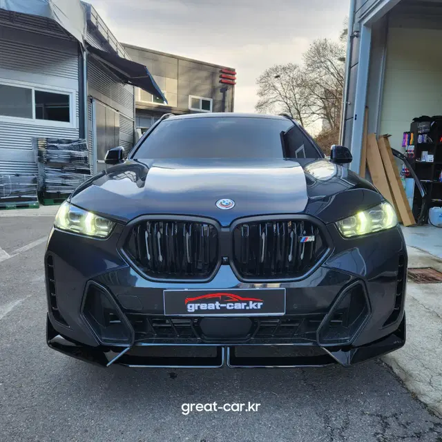 BMW X6프론트립 G06 퍼포먼스 LCI전용 유광블랙